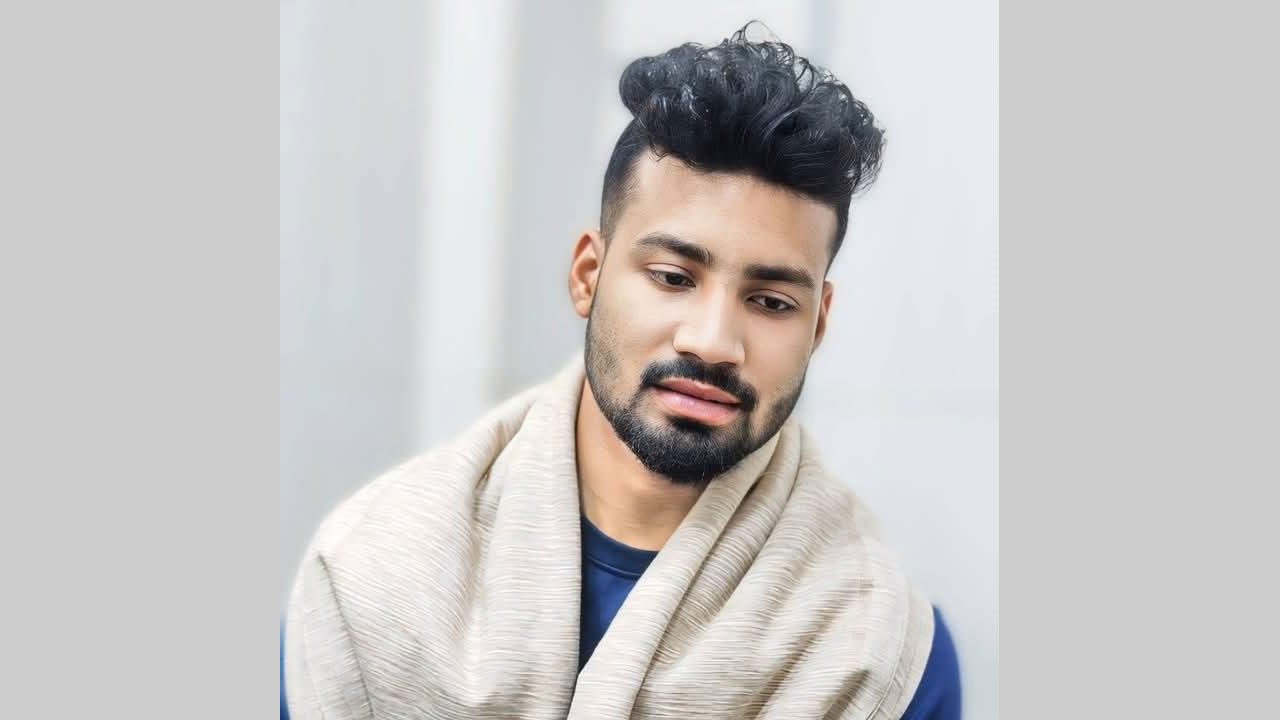 সমন্বয়ক পরিচয়ে ওসিকে বদলির হুমকি